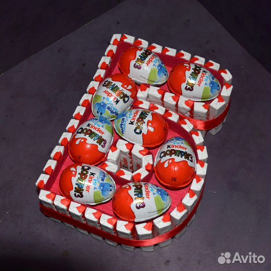 Киндер торт Буква