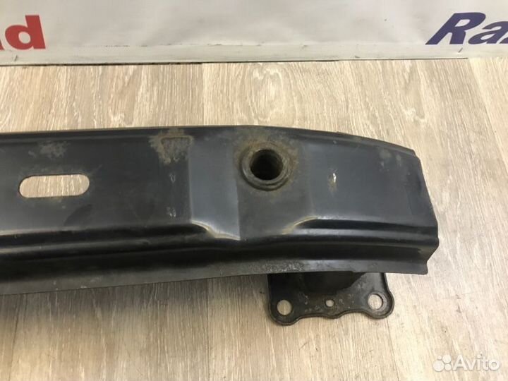 Усилитель бампера передний Hyundai Ix35 LM 2.0