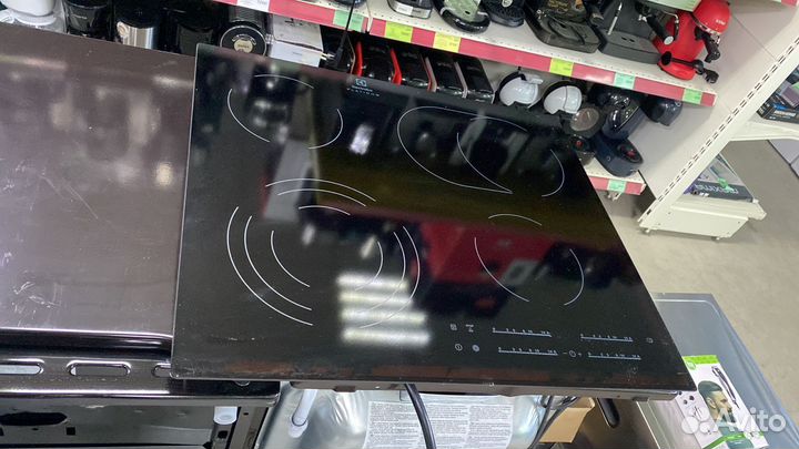 Электрическая варочная поверхность Electrolux EHF9