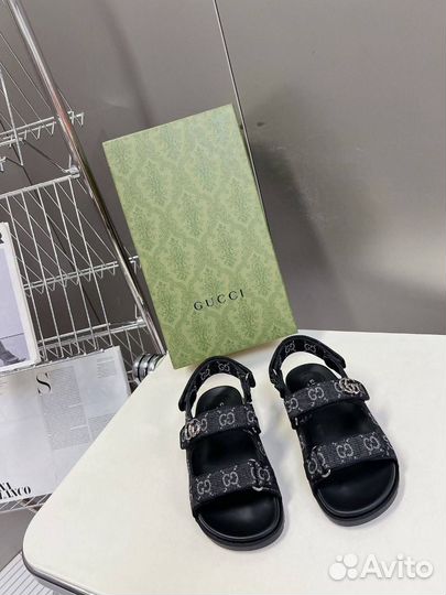 Сандалии Gucci