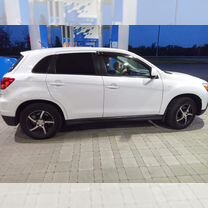 Mitsubishi ASX 1.8 CVT, 2011, 137 000 км, с пробегом, цена 1 190 000 руб.