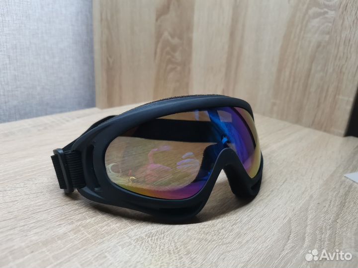 Горнолыжные очки