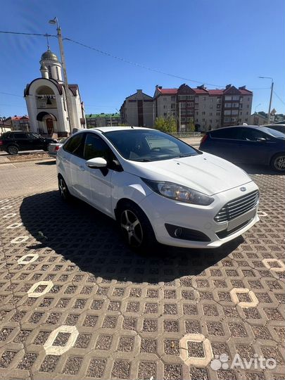 Ford Fiesta 1.6 AMT, 2015, 120 000 км