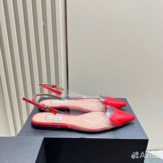 Туфли Alaia на низком каблуке