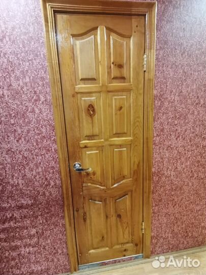Межкомнатные двери деревянные бу 80см и 60 см