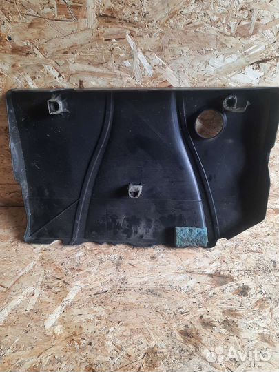 Декоративная крышка форд фокус 2 1.8