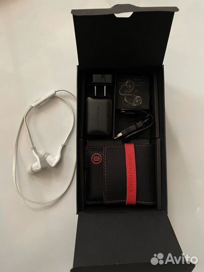 Plantronics backbeat go 2
