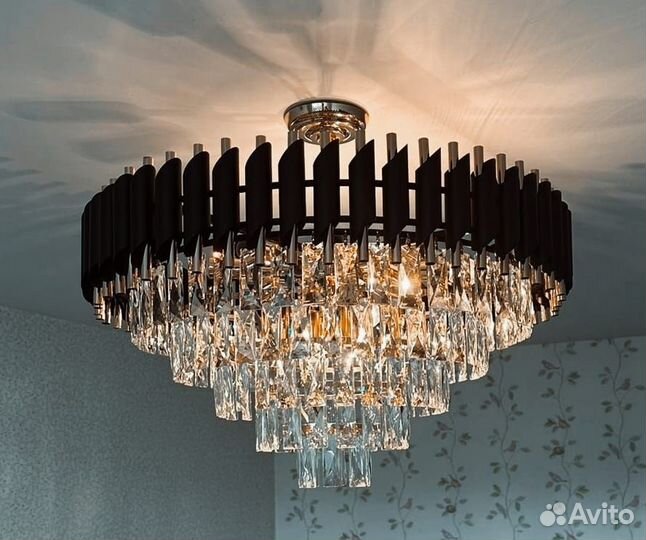 Люстра подвесная хрустальная. Дизайнерская люстра