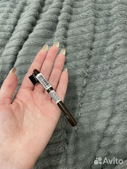 Карандаш для бровей