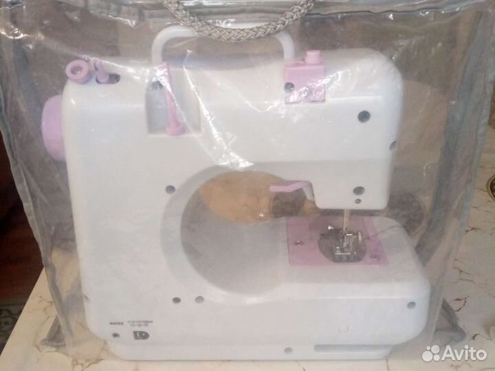 Швейная машина