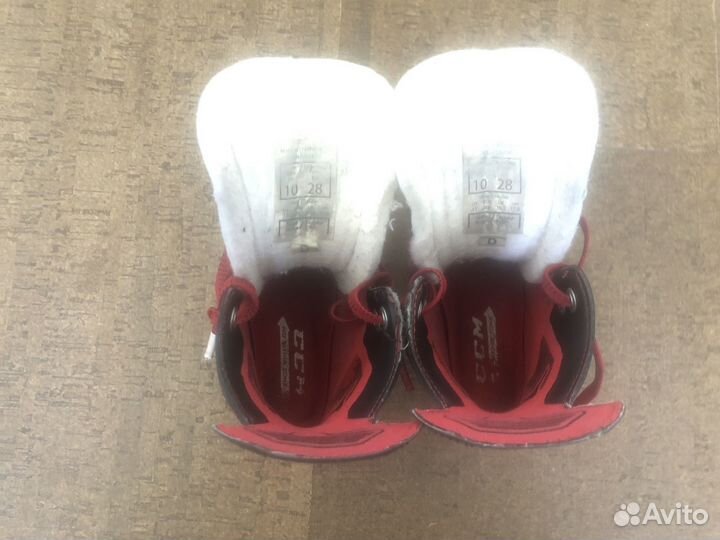 Коньки хоккейные ccm jetspeed ft2