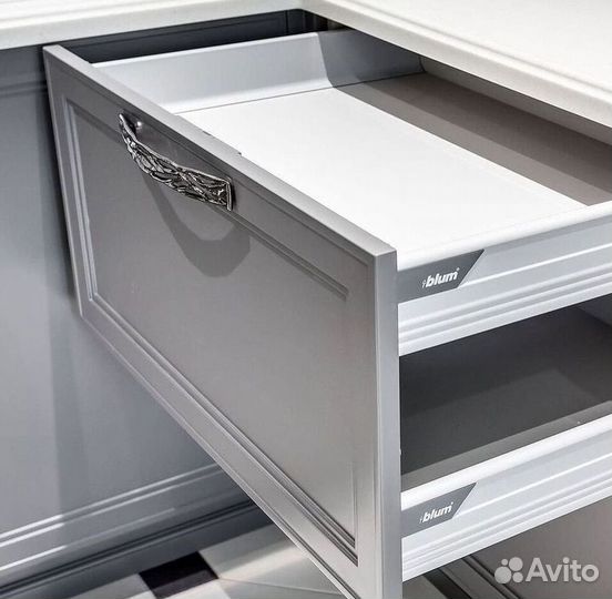 Кухонный гарнитур угловой