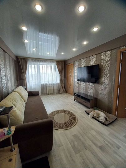3-к. квартира, 49 м², 4/5 эт.
