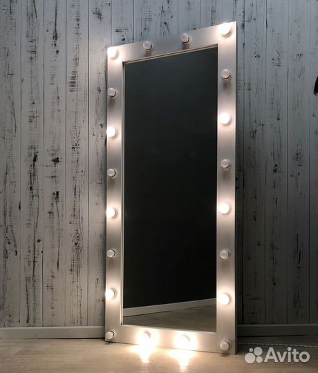 Зеркало с подсветкой