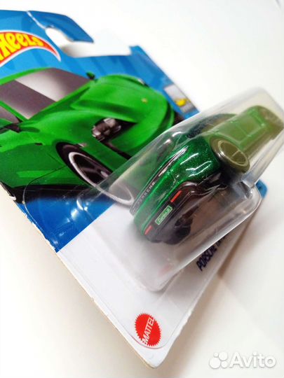 Hot Wheels Error Porsche Taycan 2023