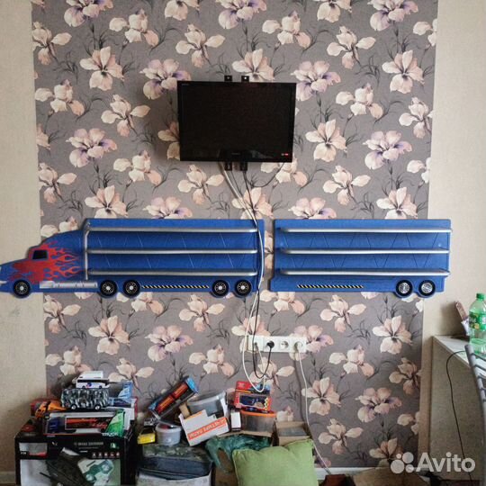 Полка для машинок