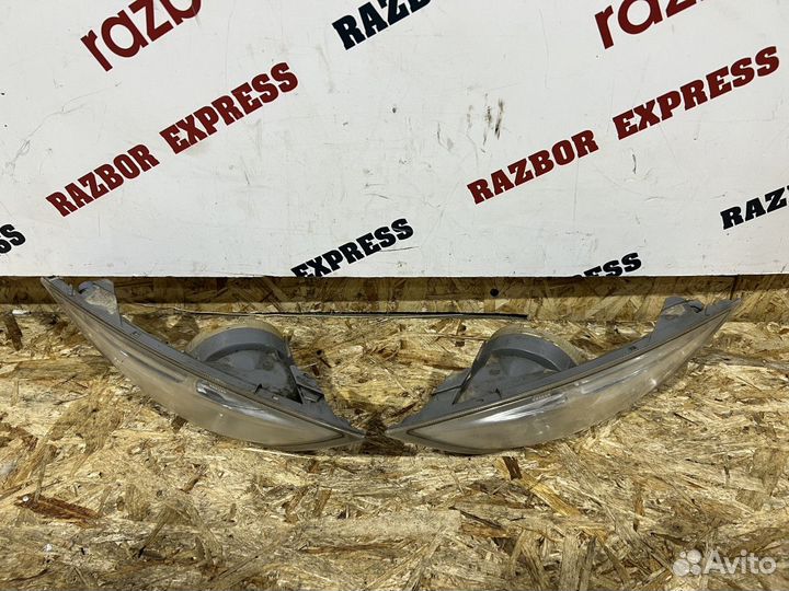 Фара противотуманная левая правая RH LH