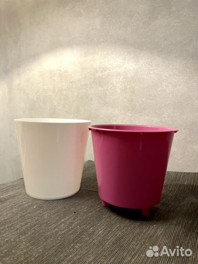 Кашпо белое пластик