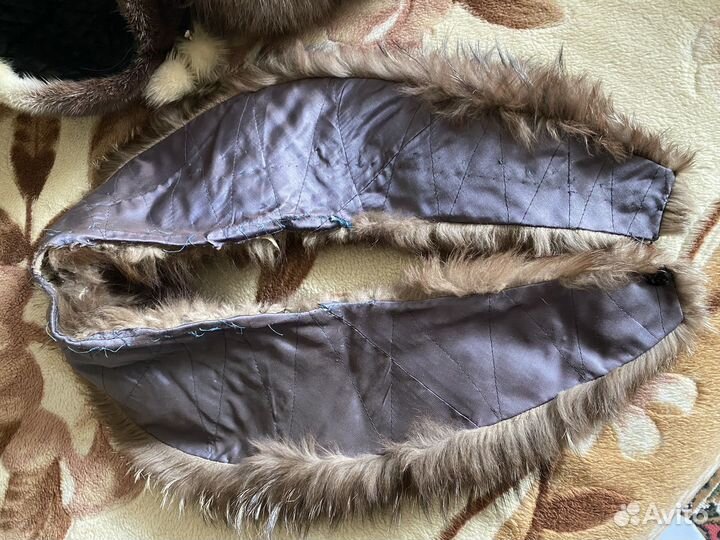 Меховые шапки и воротник