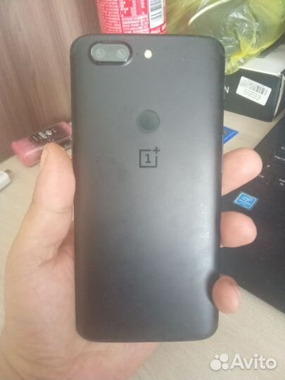 OnePlus 5T, 6/64 ГБ