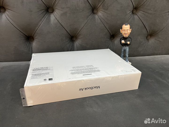 Новый Macbook air 13 2020 m1 256gb. В наличии