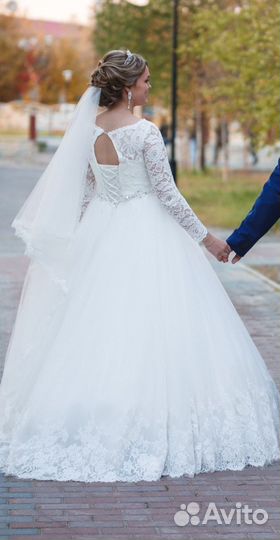 Свадебное платье