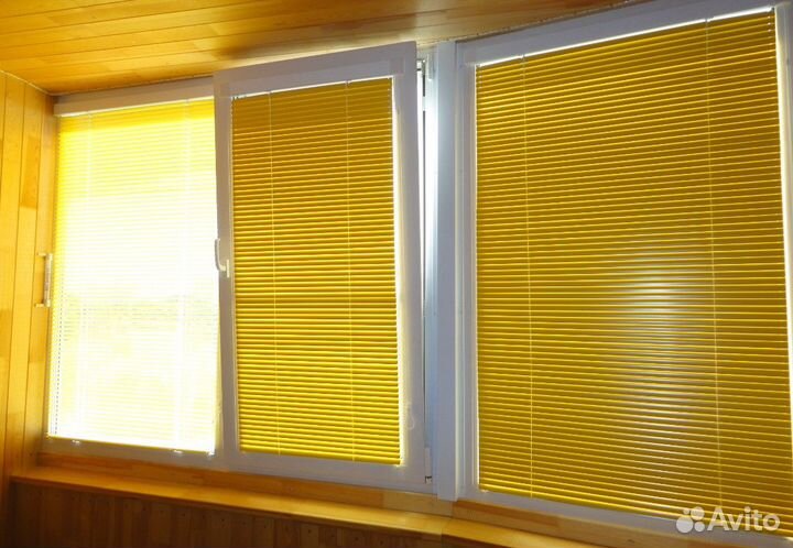Горизонтальные жалюзи на пластиковые окна