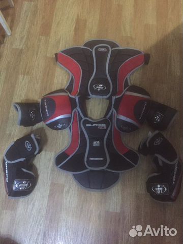 Нагрудник хоккейный взрослый проф уровень купить в Новосибирске | Хобби ...