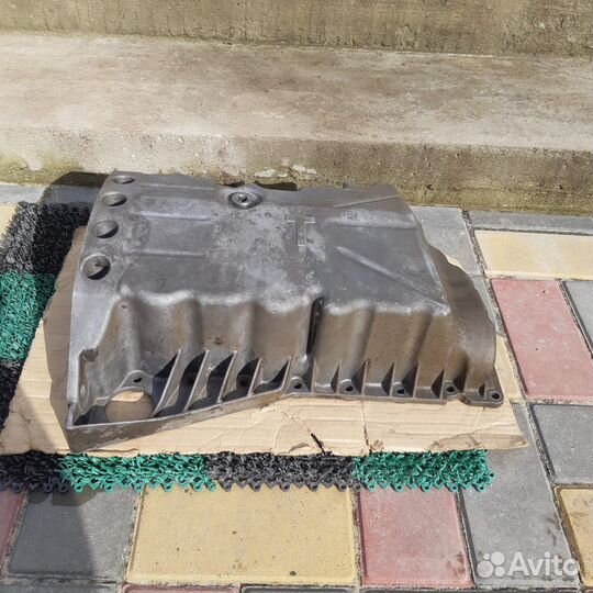 Поддон двигателя