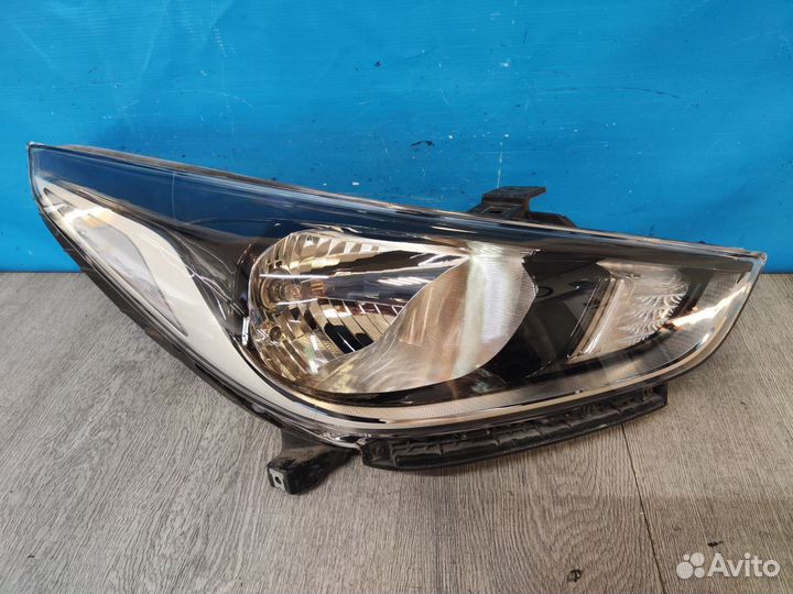 Фара правая Hyundai Solaris 2017-2020