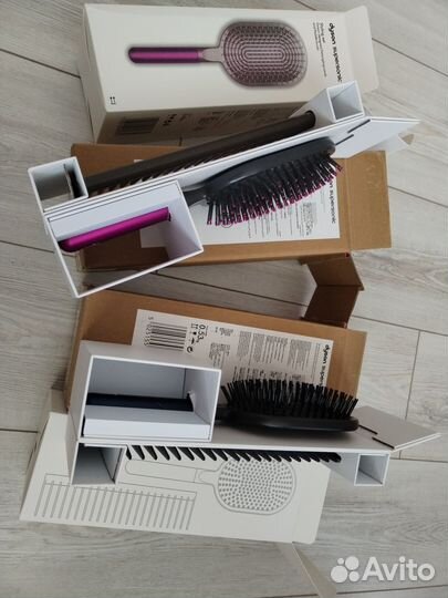 Расчёска и Гребешок Dyson