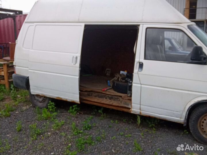 Volkswagen Transporter 2.4 МТ, 2001, 450 000 км