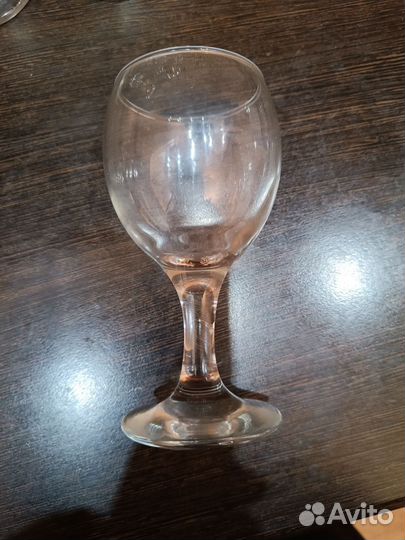 Бокалы для вина или фужеры