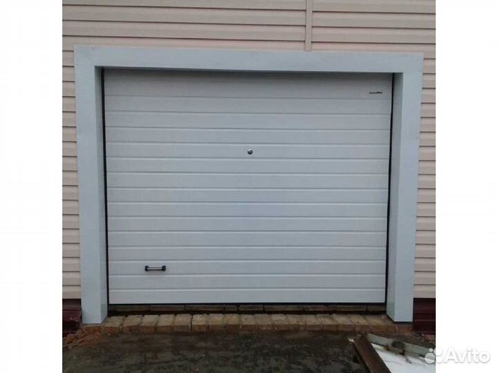 Секционные ворота / Гаражные ворота