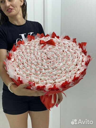 Букет на 1 сентября из конфет рафаэлло