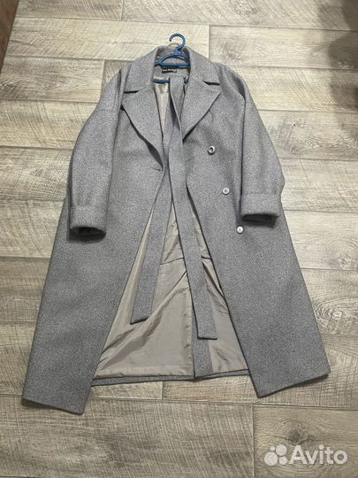 Продам пальто женское 48размер