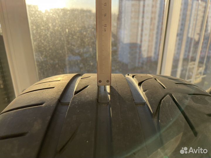 Bridgestone Potenza S001 245/35 R18 88Y