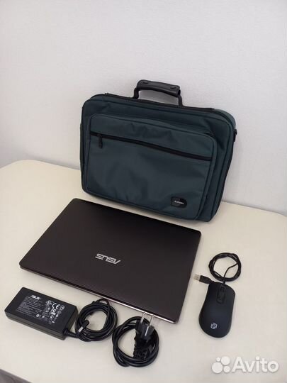 Ноутбук asus