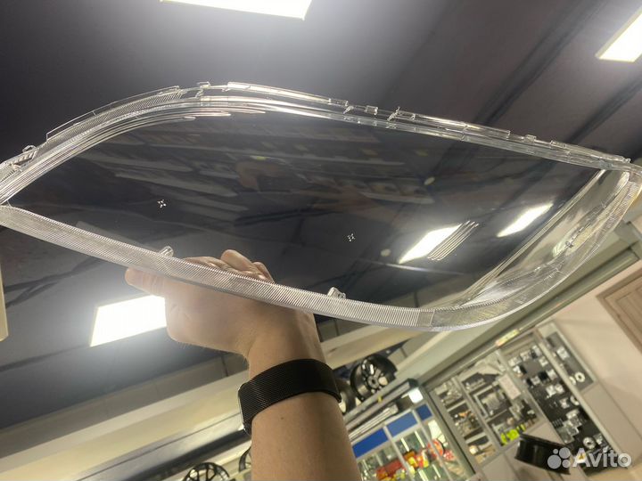 Стекло фары mazda 3 bk Седан