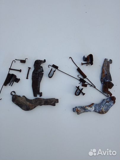 Механизм разведения колодок Nissan