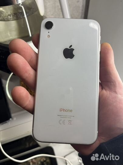 iPhone Xr, 64 ГБ