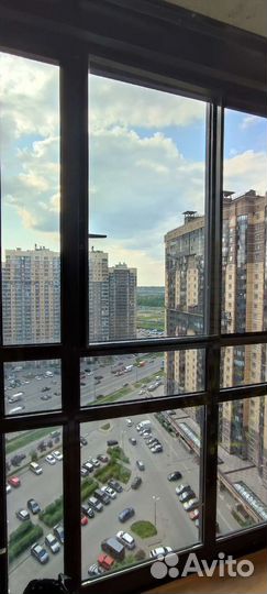 Сдам в аренду робота-мойщика окон