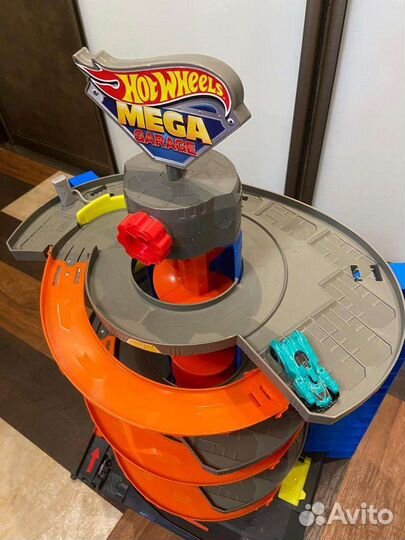 Хотвилс трек