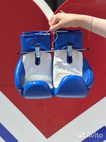 Боксерские перчатки Clinch