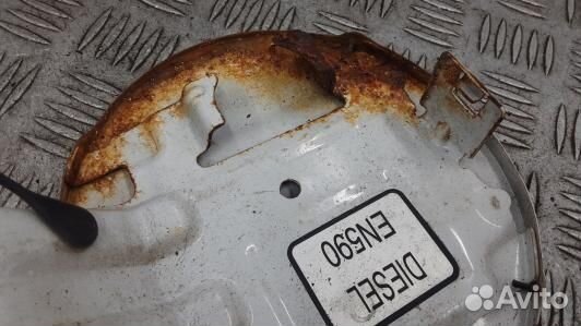 Лючок бака mitsubishi L200 K4T (HUK09IC01)