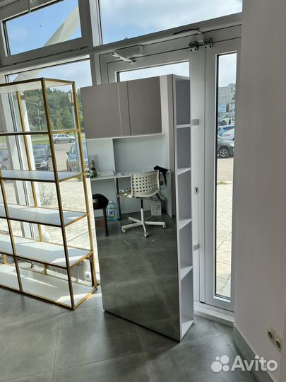 Парикмахерское зеркало