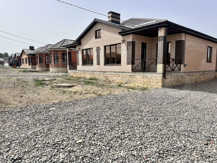 Коттедж 105 м² на участке 3 сот.