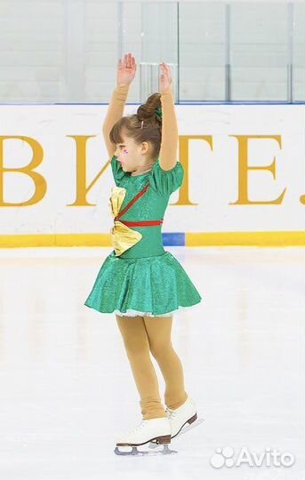 Платье для выступлений по фигурному катанию