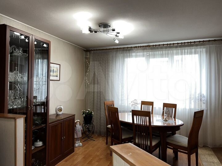 2-к. квартира, 86 м², 4/10 эт.