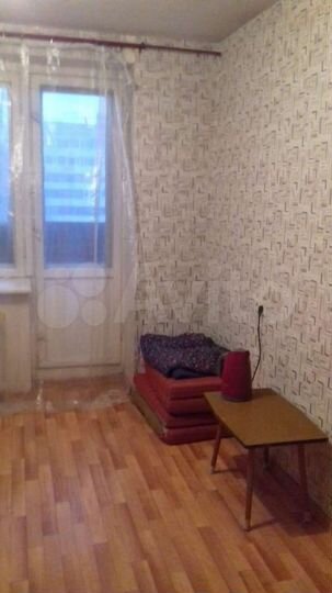 Комната 13 м² в 7-к., 6/15 эт.